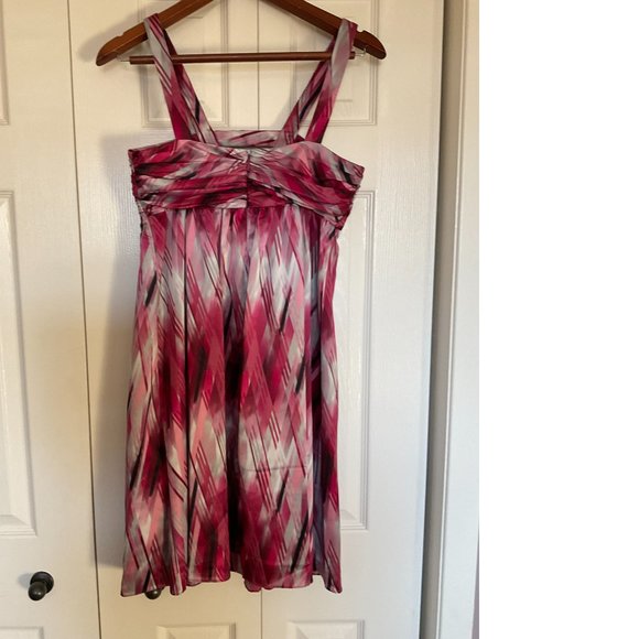Patterned Fuchsia Empire Waist Party Grad Prom Dress - Picture 3 of 4